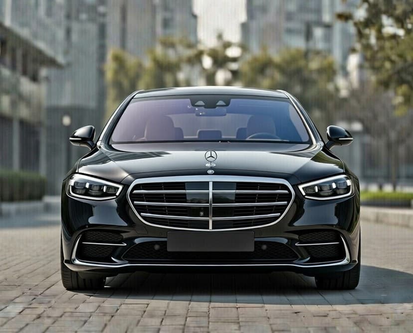 Luxury black sedan available to rent on Carvatrix
